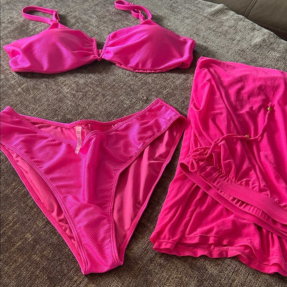 Vibrant Pink Women's Bikini Set